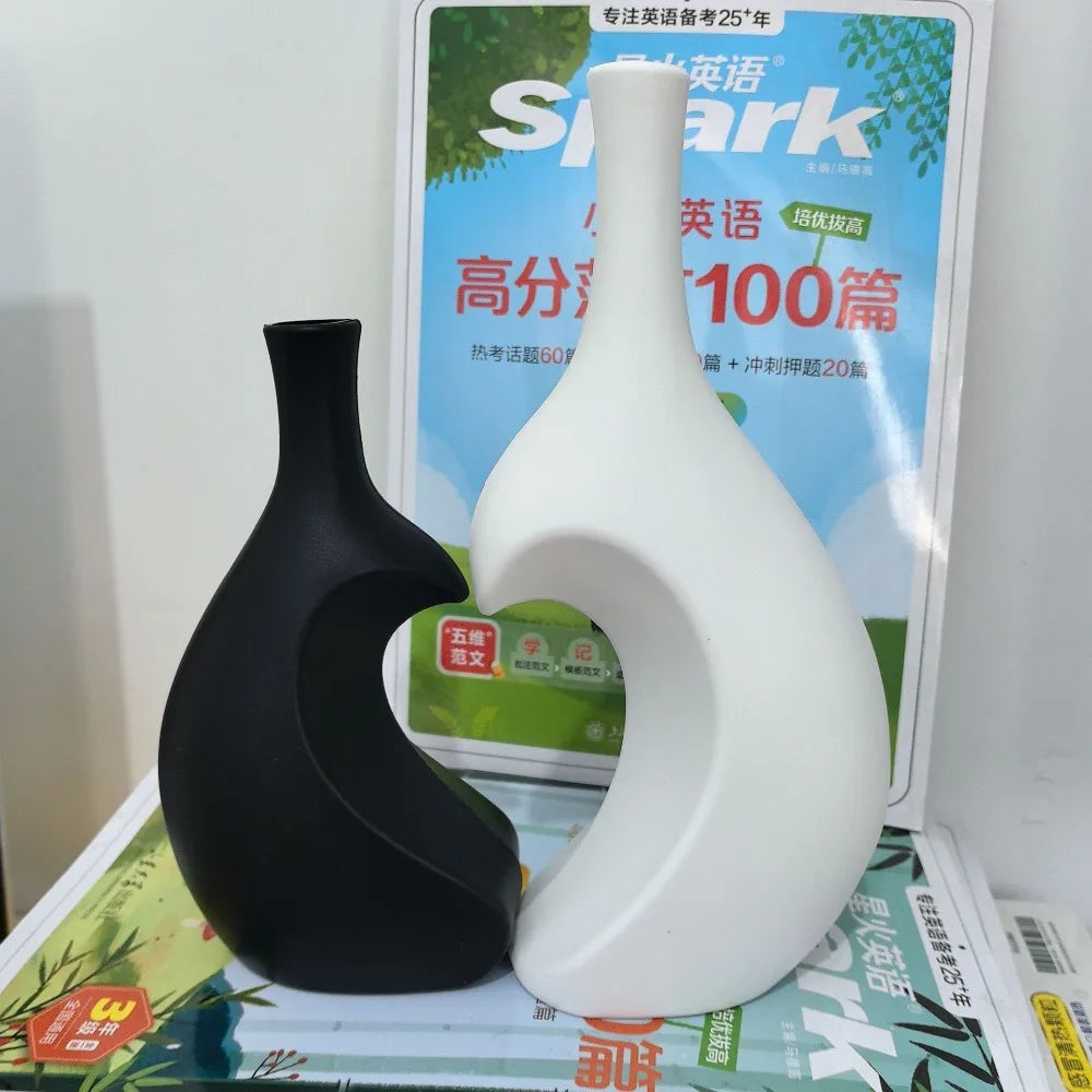 Heart-Shaped Vase Set